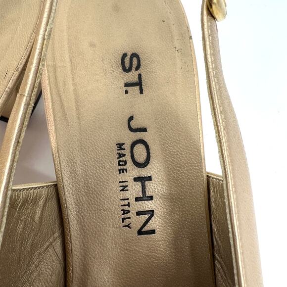 St. John Italy Gold Leather Slingback Heels Shoes Size 8 with Box and dust bag - Picture 7 of 10